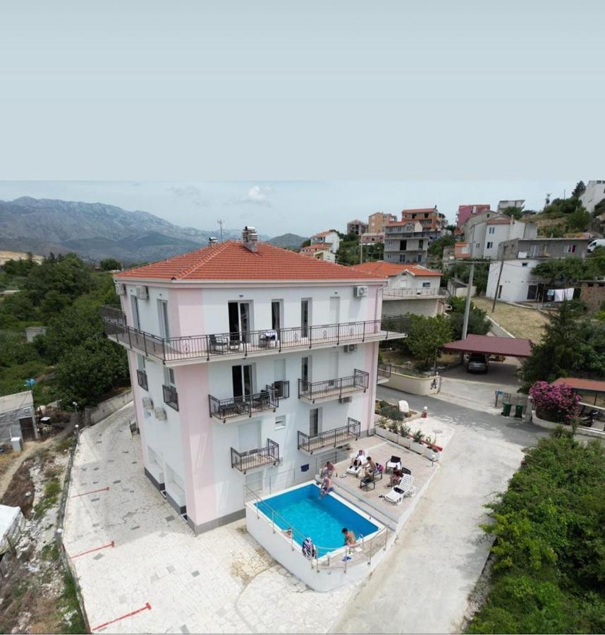 Aaa Anic Amazing Apartments Deluxe Split Bagian luar foto
