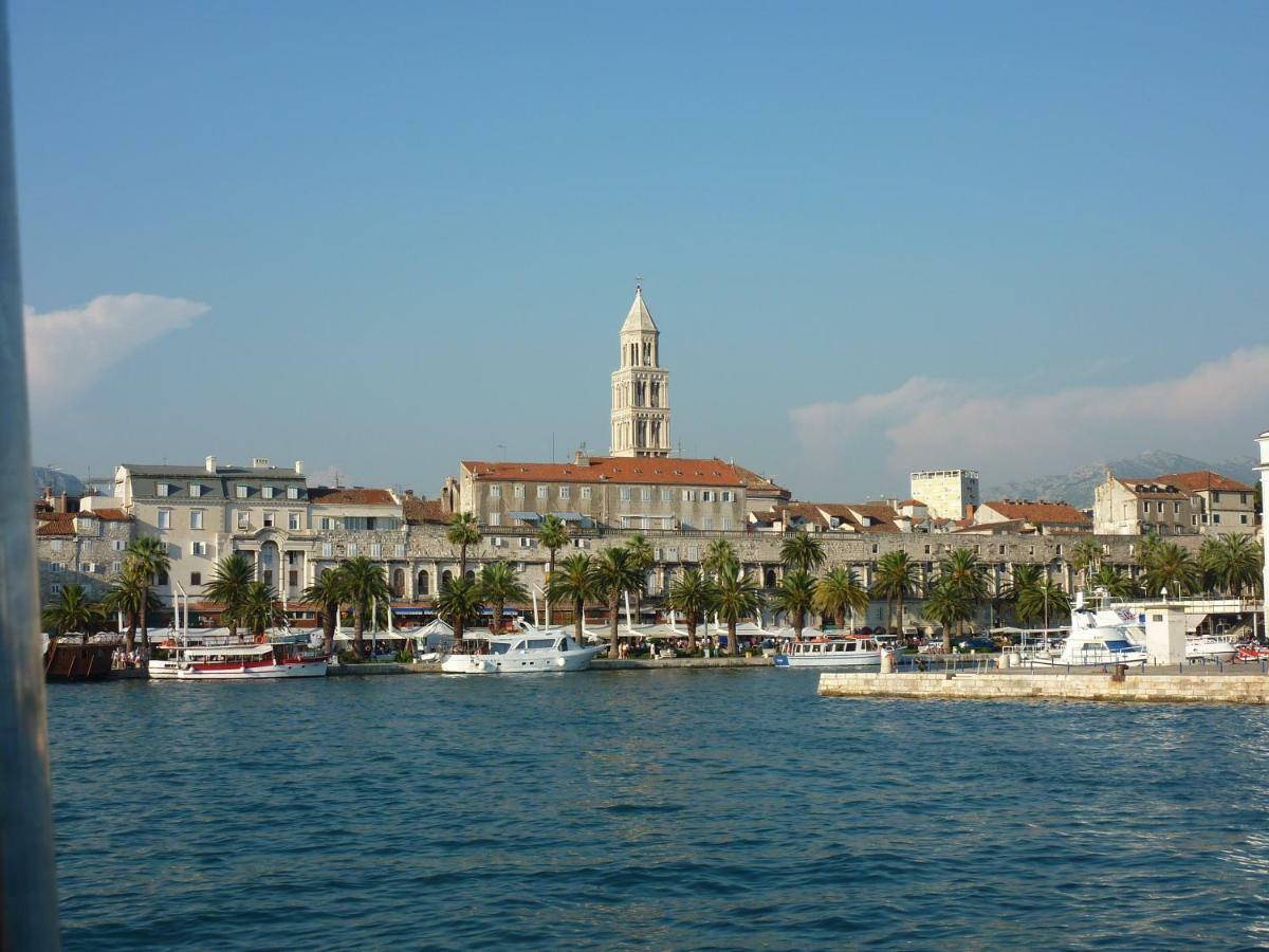 Aaa Anic Amazing Apartments Deluxe Split Bagian luar foto