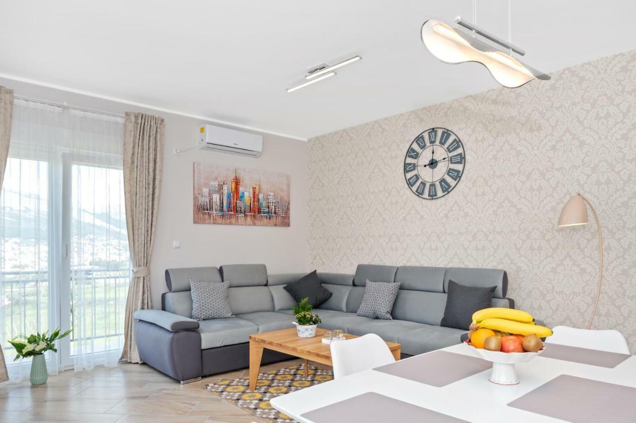 Aaa Anic Amazing Apartments Deluxe Split Bagian luar foto