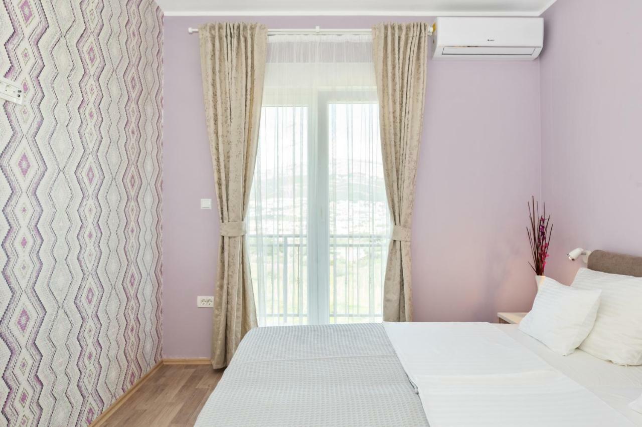 Aaa Anic Amazing Apartments Deluxe Split Bagian luar foto