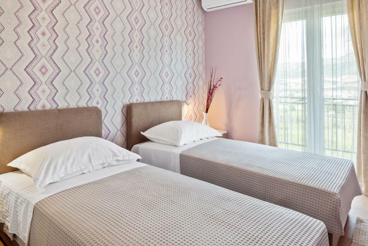 Aaa Anic Amazing Apartments Deluxe Split Bagian luar foto